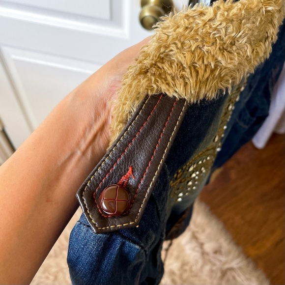 Vintage Denim Shearling Fur Jacket Butterfly Rhinestone Embellished Small GUC - Picture 4 of 9